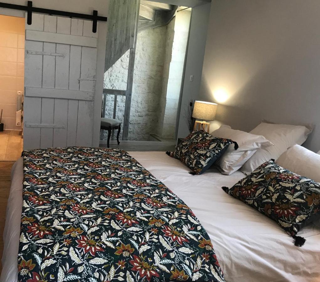 BessinesLogis De Pierre Levee住宿加早餐旅馆 外观 照片