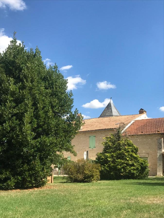 BessinesLogis De Pierre Levee住宿加早餐旅馆 外观 照片