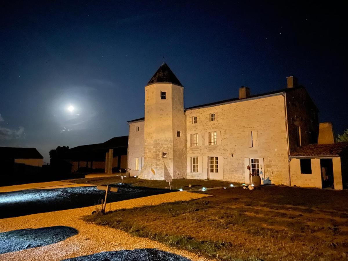 BessinesLogis De Pierre Levee住宿加早餐旅馆 外观 照片